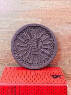 1988 Vintage Hartstone Stoneware Gingerbread/ Shortbread Mold Hand Made 7"